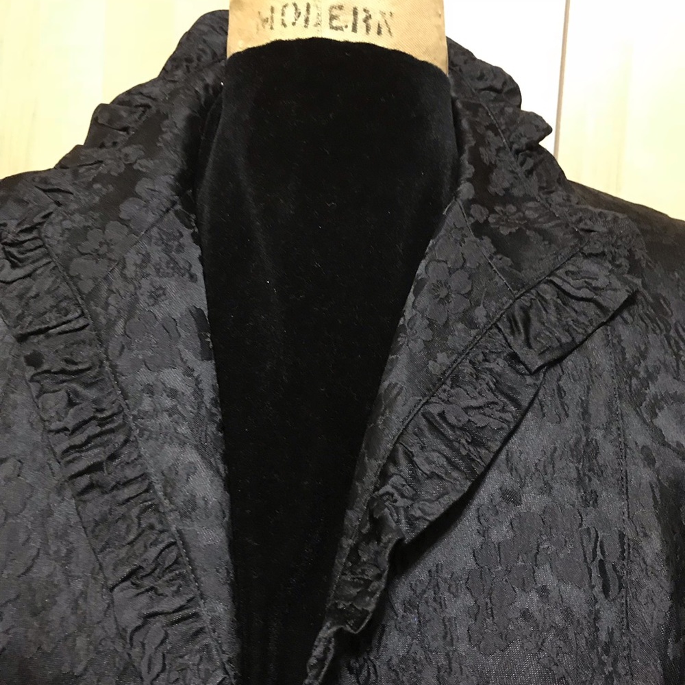 Jacket - Picture 2 of 8